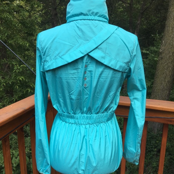 Turquoise Merrell windbreaker size XS - Picture 4 of 12